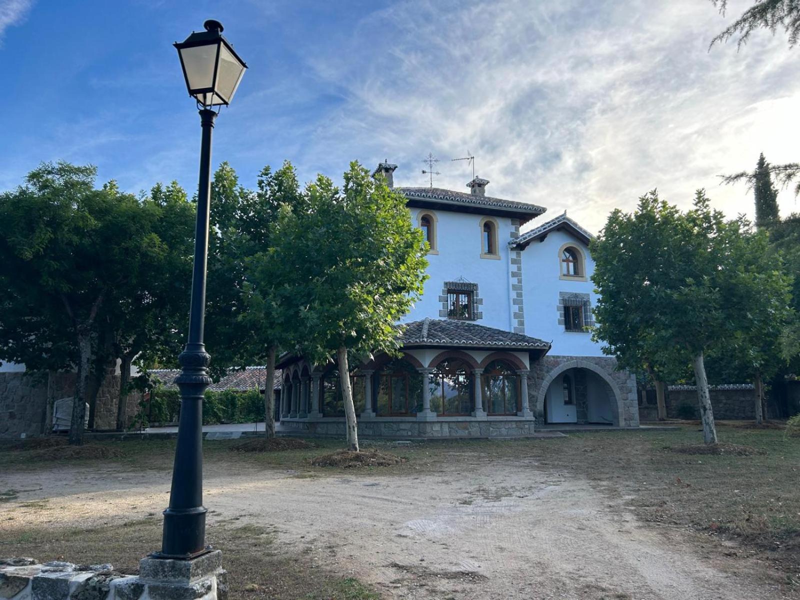 La Casona Imperial 2 Villa Galapagar Exterior photo