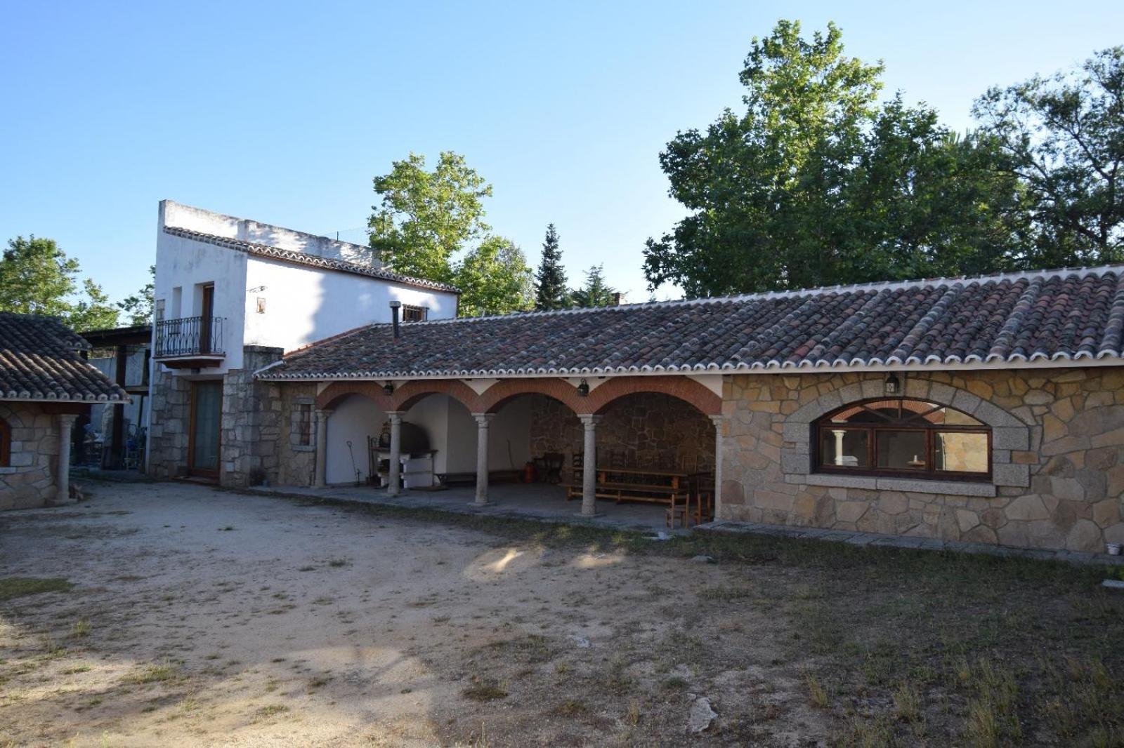 La Casona Imperial 2 Villa Galapagar Exterior photo